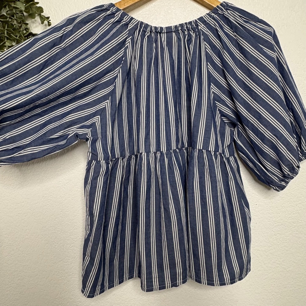 Old Navy Blue Striped Peasant Puff-Sleeve Blouse - Picture 6 of 7